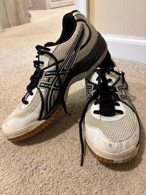 ASICS  Women’s Volleyball/Training Sneakers